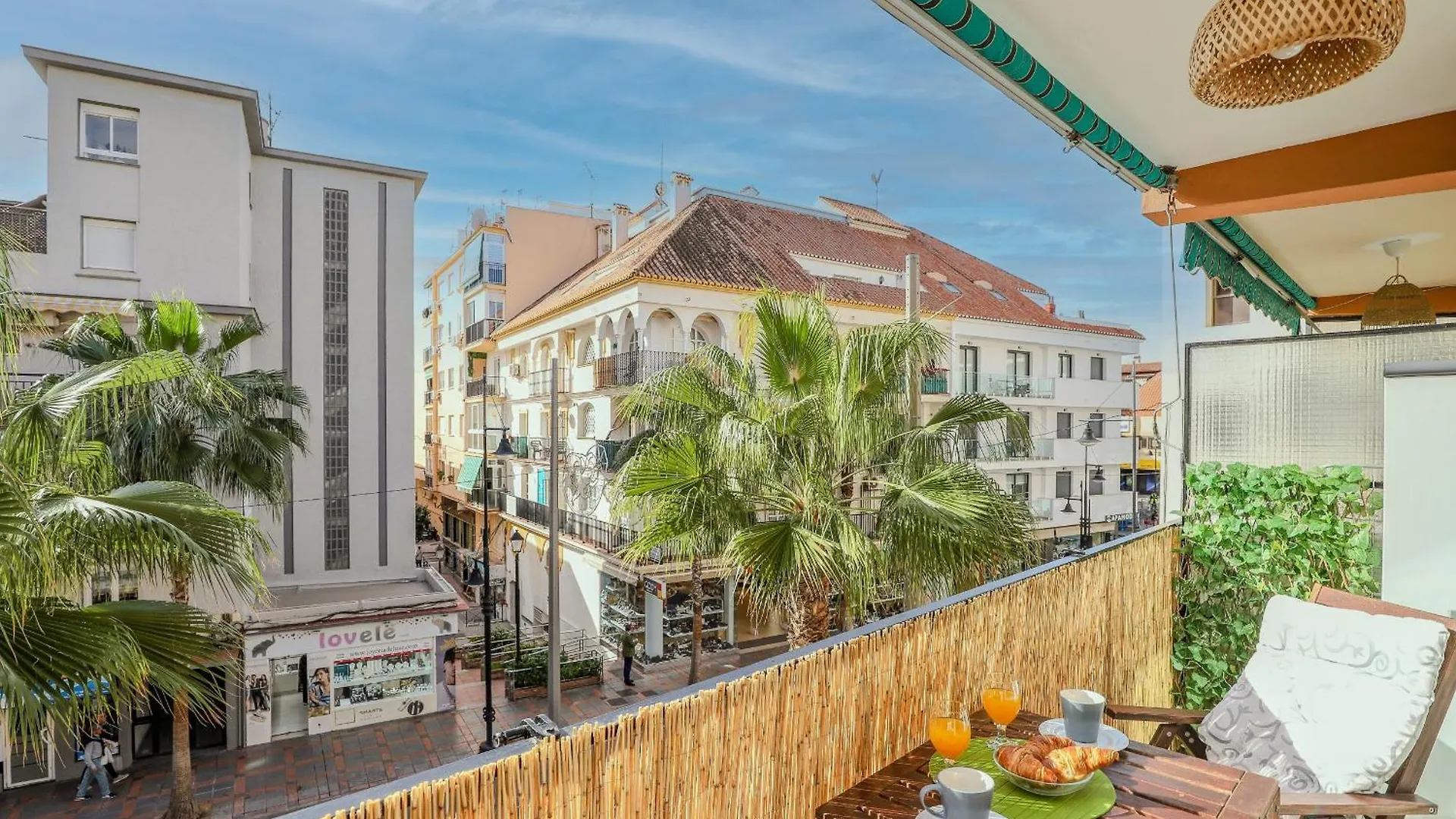 Fuengirola Centre, Renovated, Beach 200M Appartement